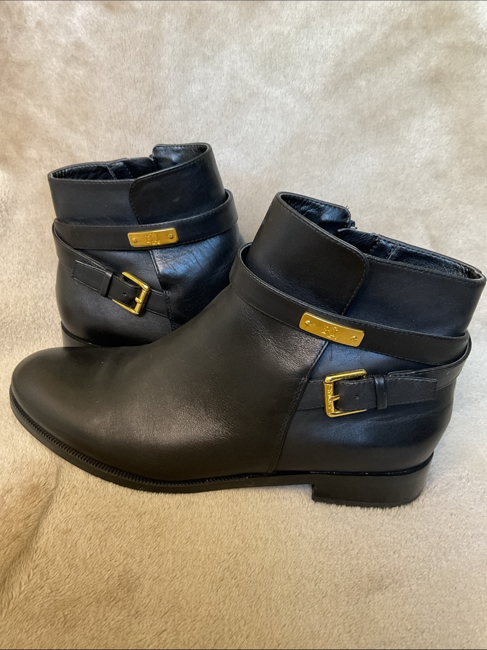 Lauren Ralph Lauren Black Leather Borgia Ankle Boots with Gold Buckle Size 7.5B - Picture 7 of 8